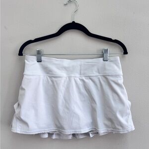 Lululemon Athletica White tennis Skirt sz 6